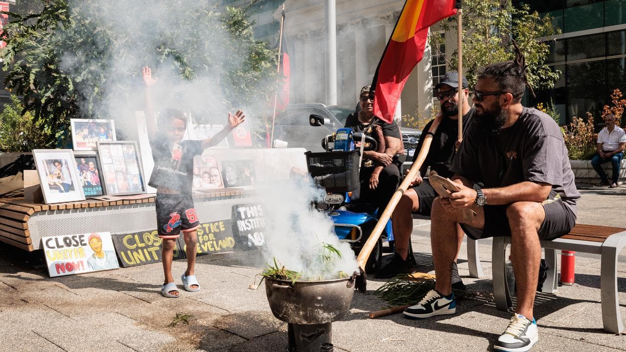 Cleveland Dodd family and supporters