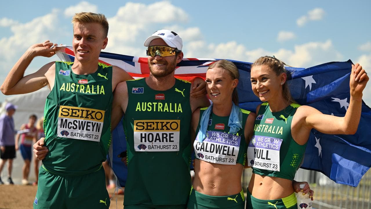 (L-R) Stewart McSweyn, Ollie Hoare, Abbey Caldwell and Jessica Hull.