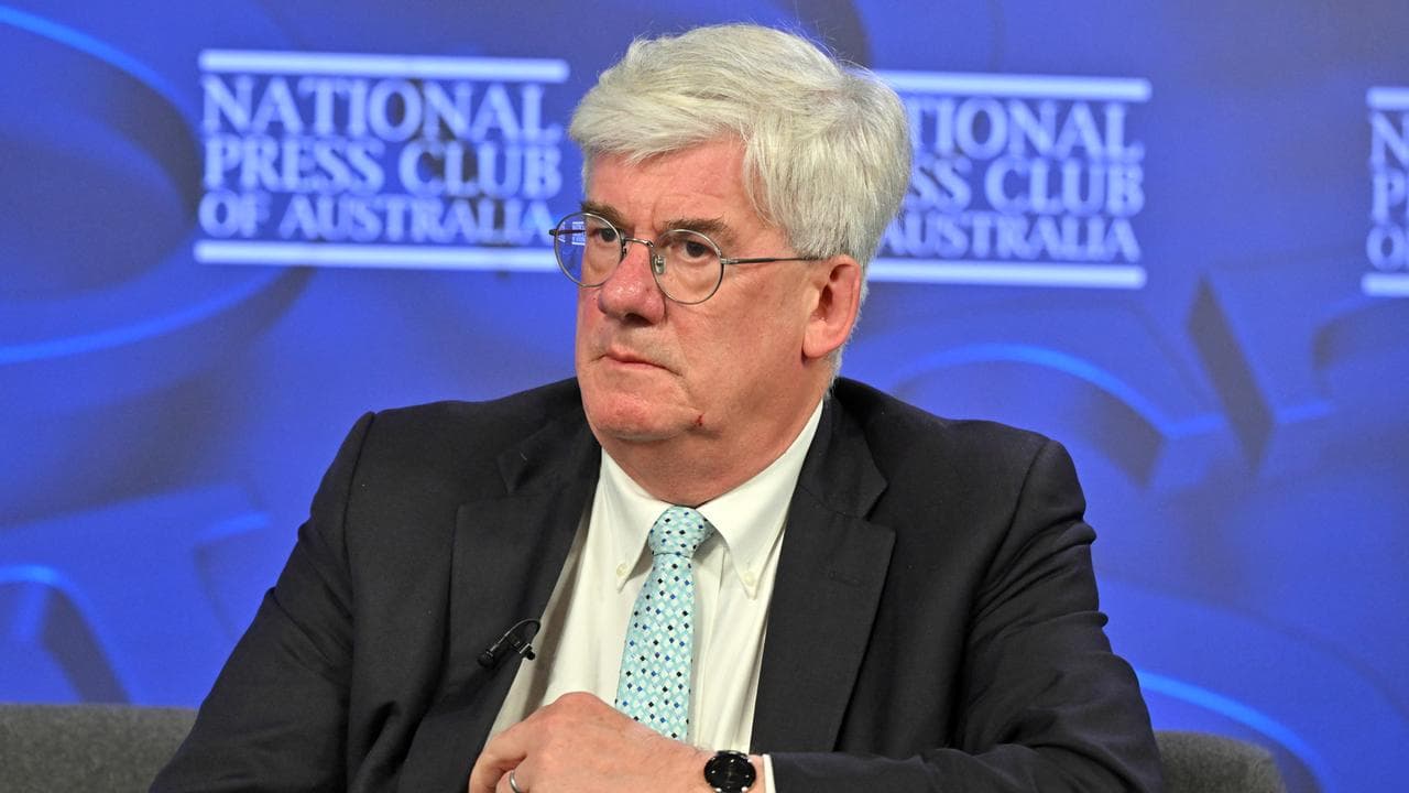 Economist Saul Eslake at the National Press Club in Canberra