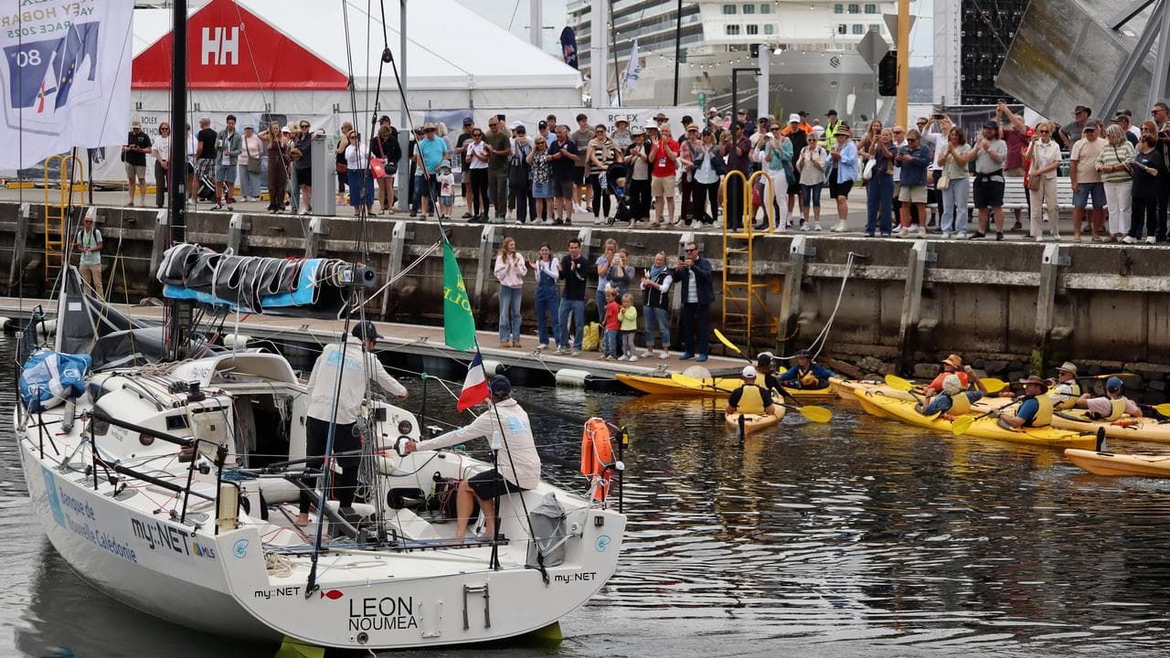 BNC - my::NET / LEON with co-skippers