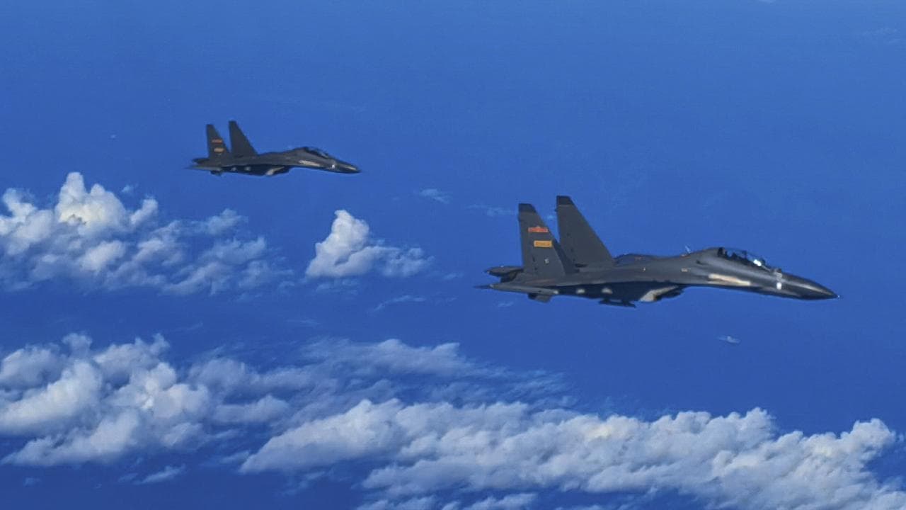 Chinese fighter jets