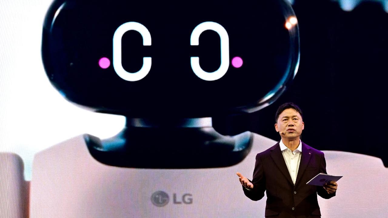 lG chief executive Lyu Jae-cheol