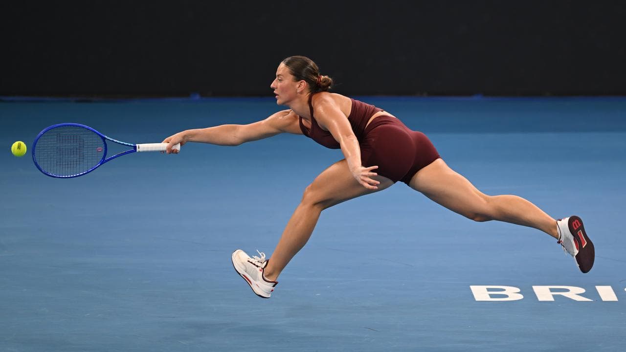 Marta Kostyuk was stretched to the limit