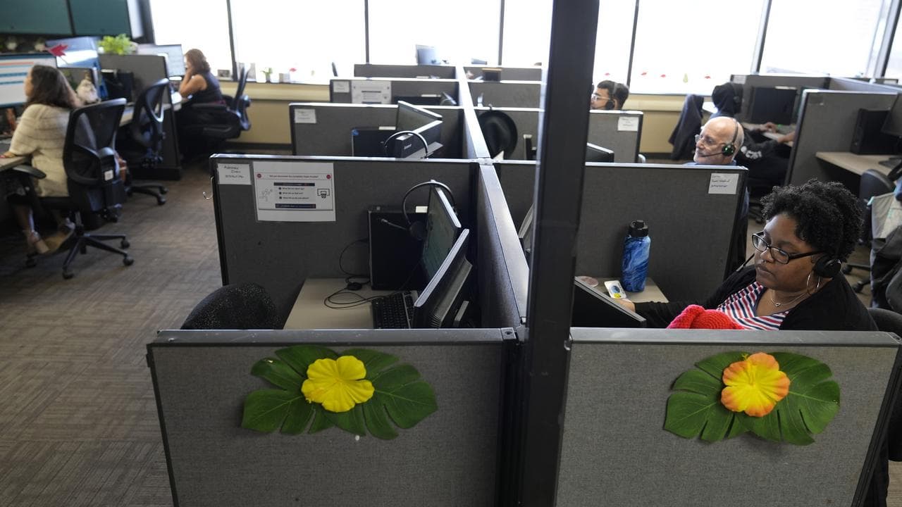 Workplace setting (file)