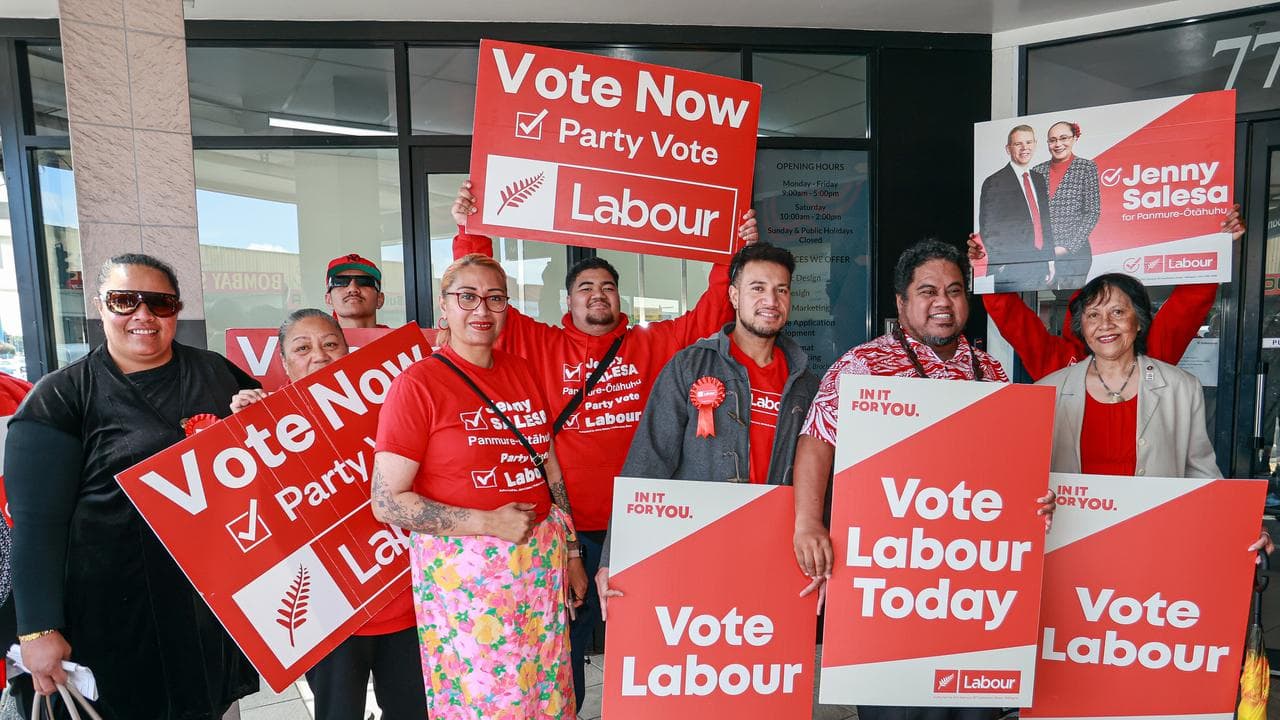 Supporters support Labour leader Chris Hipkins