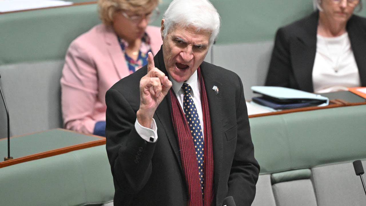 Bob Katter speaking in parliament.