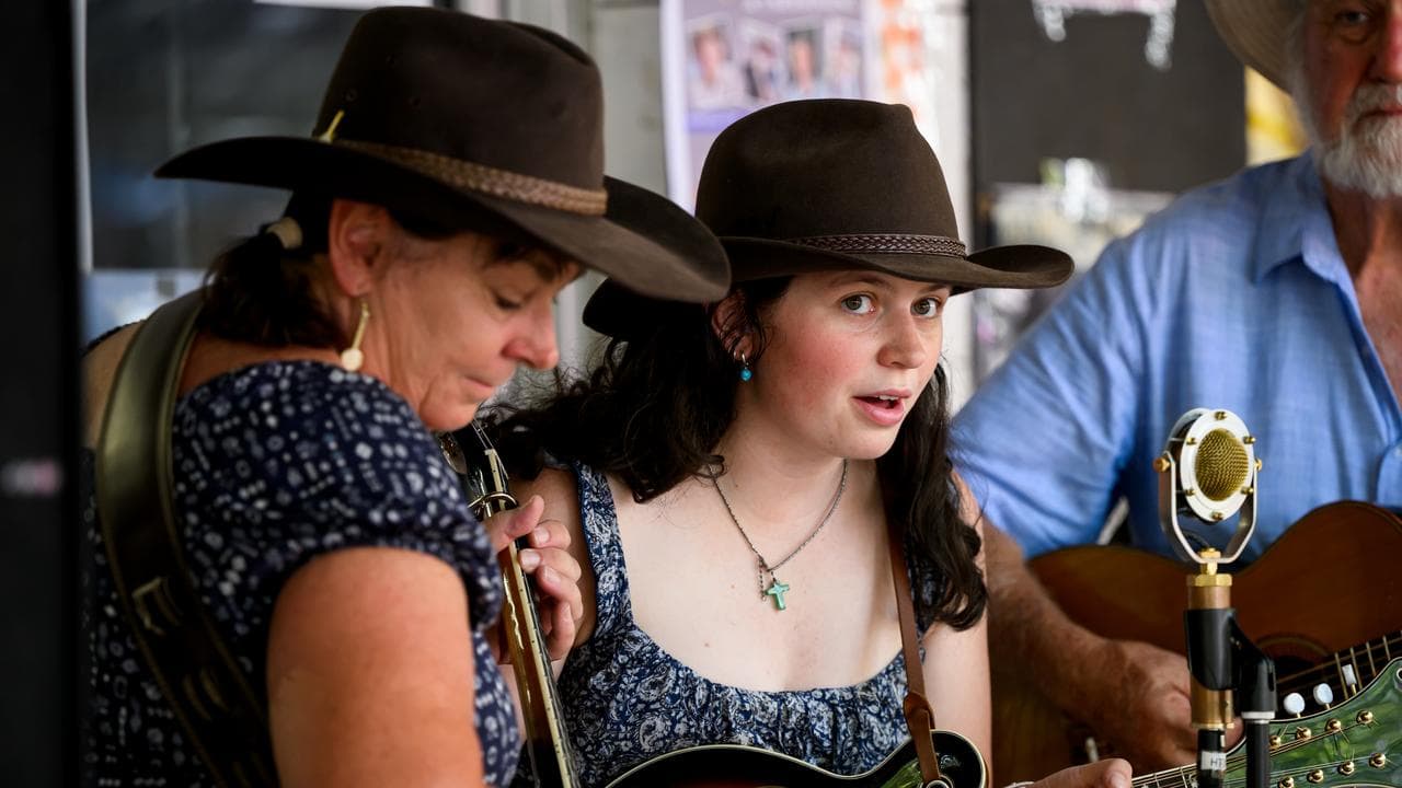 Buskers at the Tamworth Country Music Festival