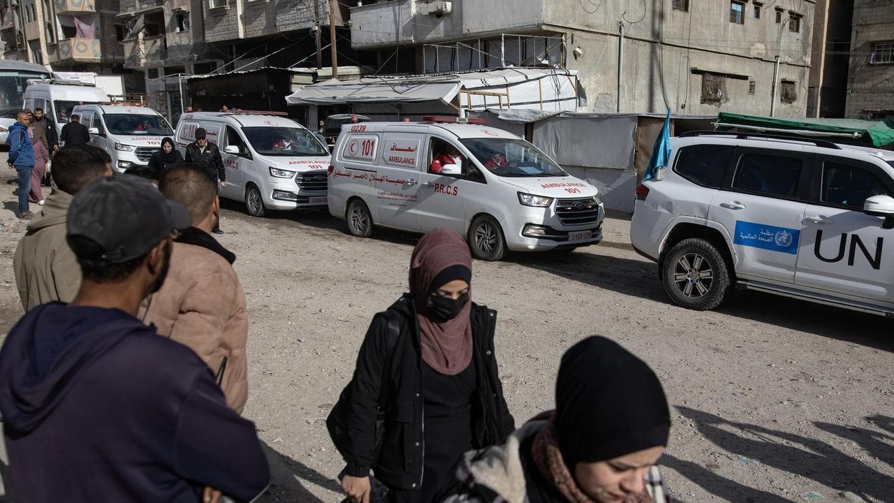 Palestinian patients travel to Egypt