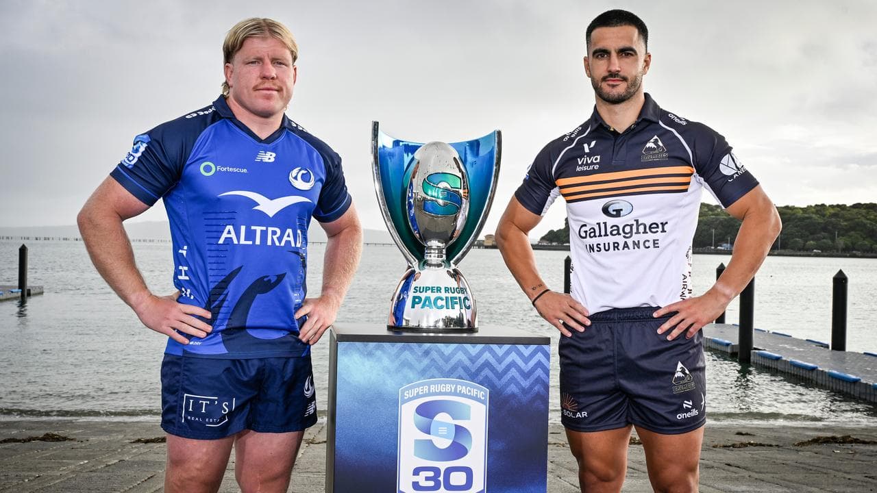 Manasa Mataele (Fijian Drua) and Tom Wright (ACT Brumbies)