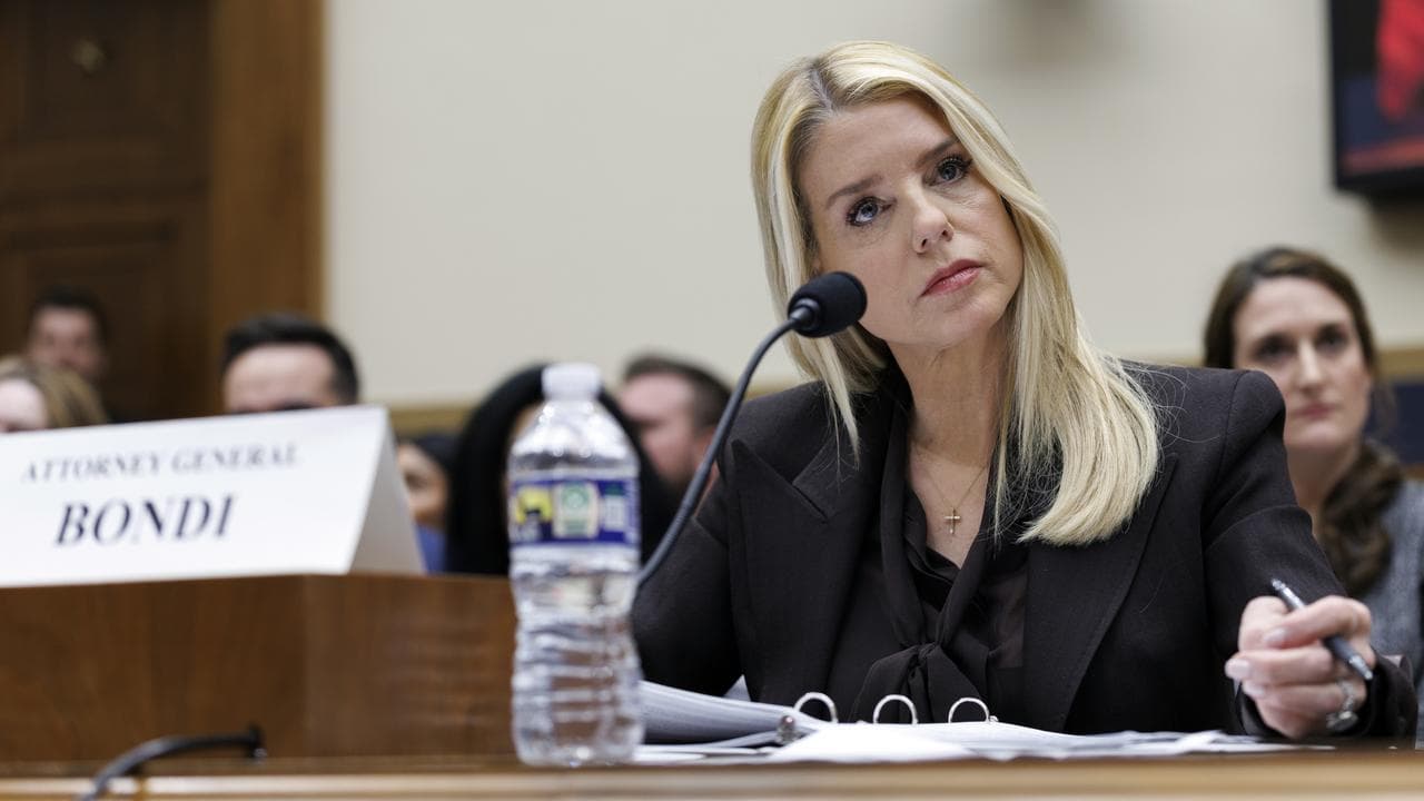 Pam Bondi 