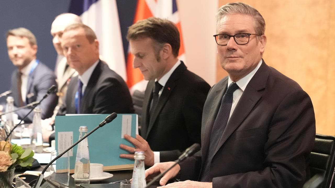 Keir Starmer and Emmanuel Macron 