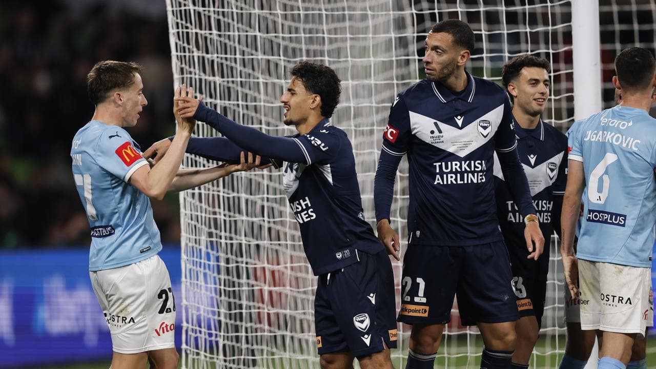 (L-R) Kai Trewin and Daniel Arzani.