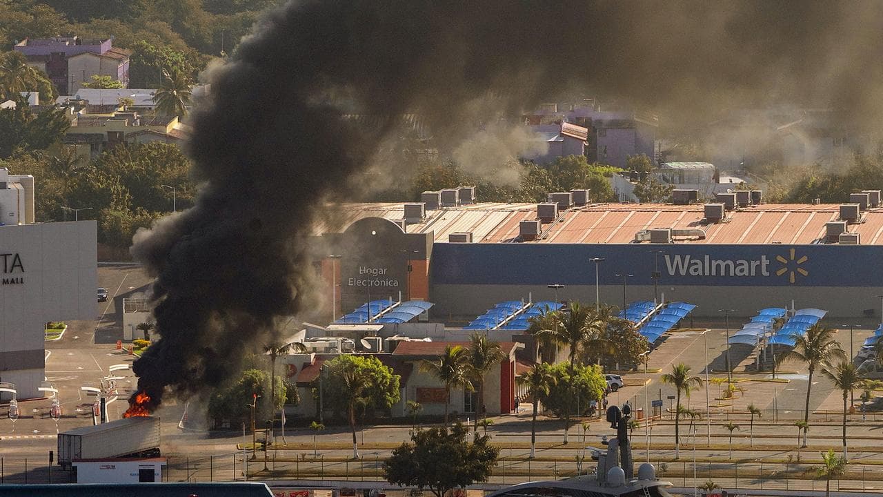 Violence erupts in Mexico