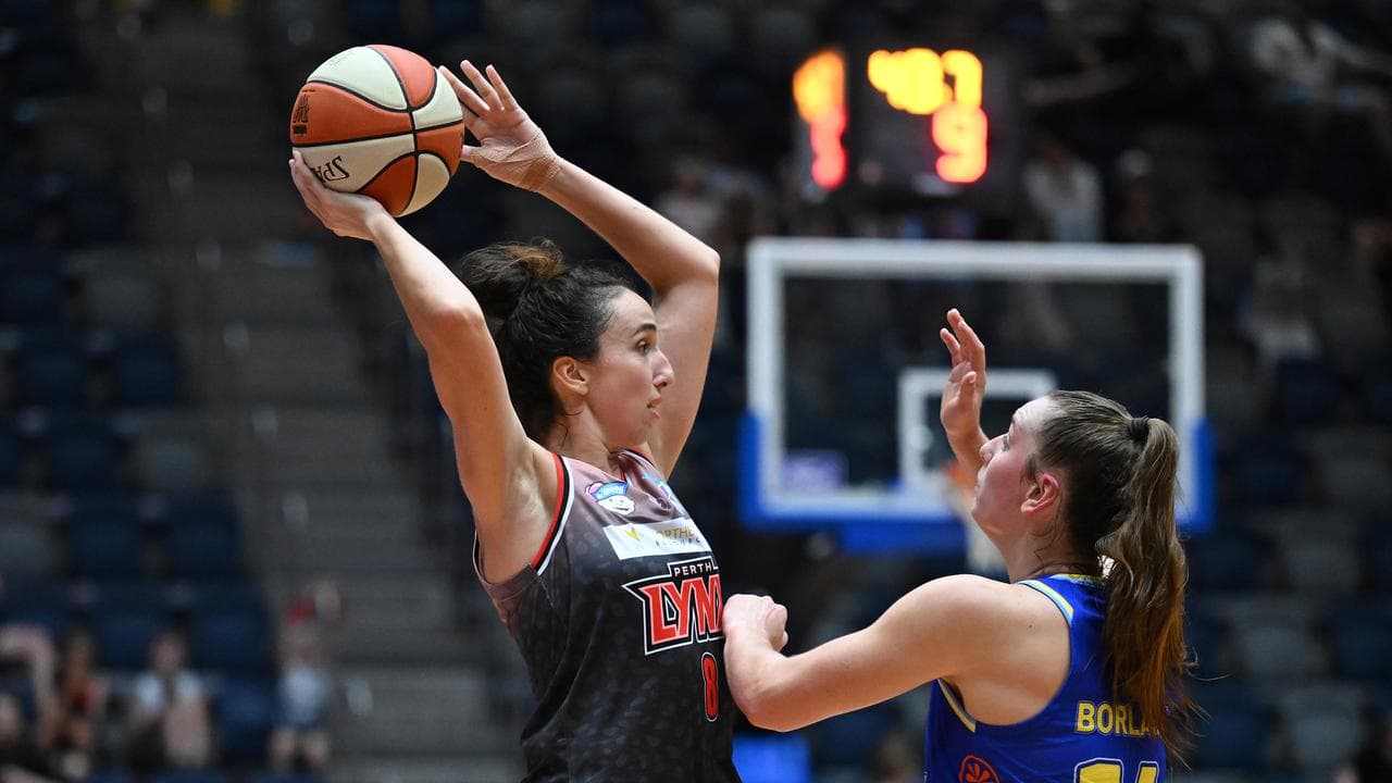 Alex Ciabattoni of Perth Lynx