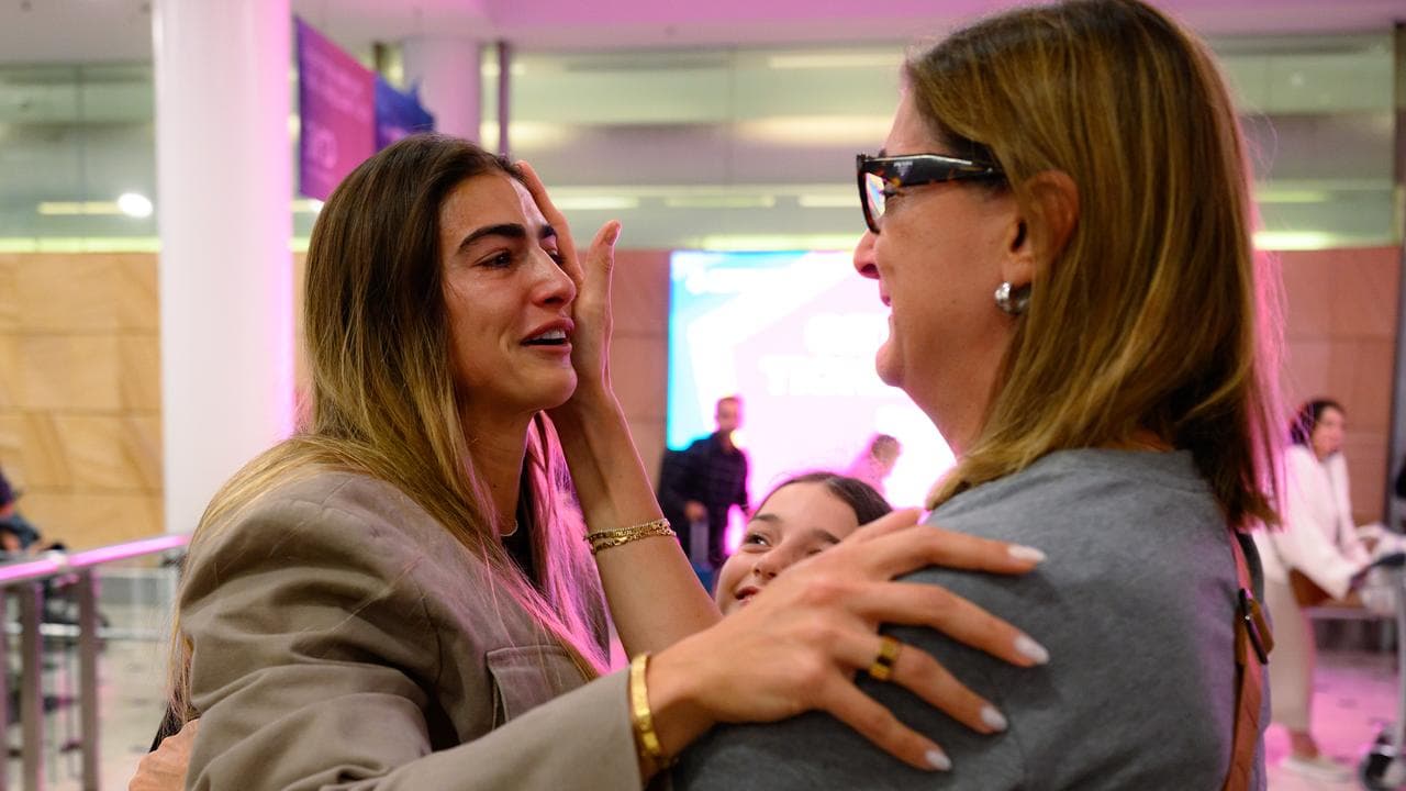Sydney airport arrivals