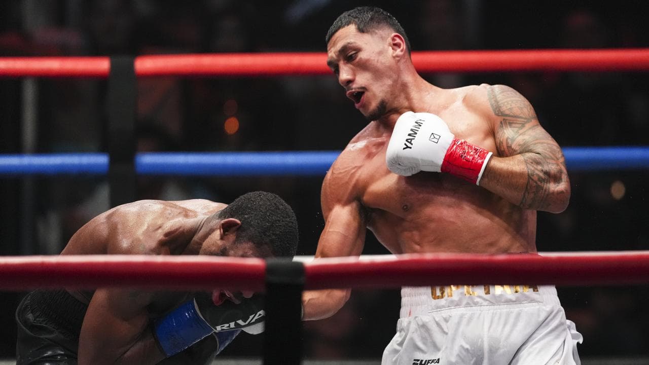 Jai Opetaia and Brandon Glanton