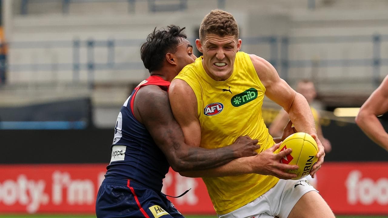 (L-R) Kysaiah Pickett and Ben Miller.