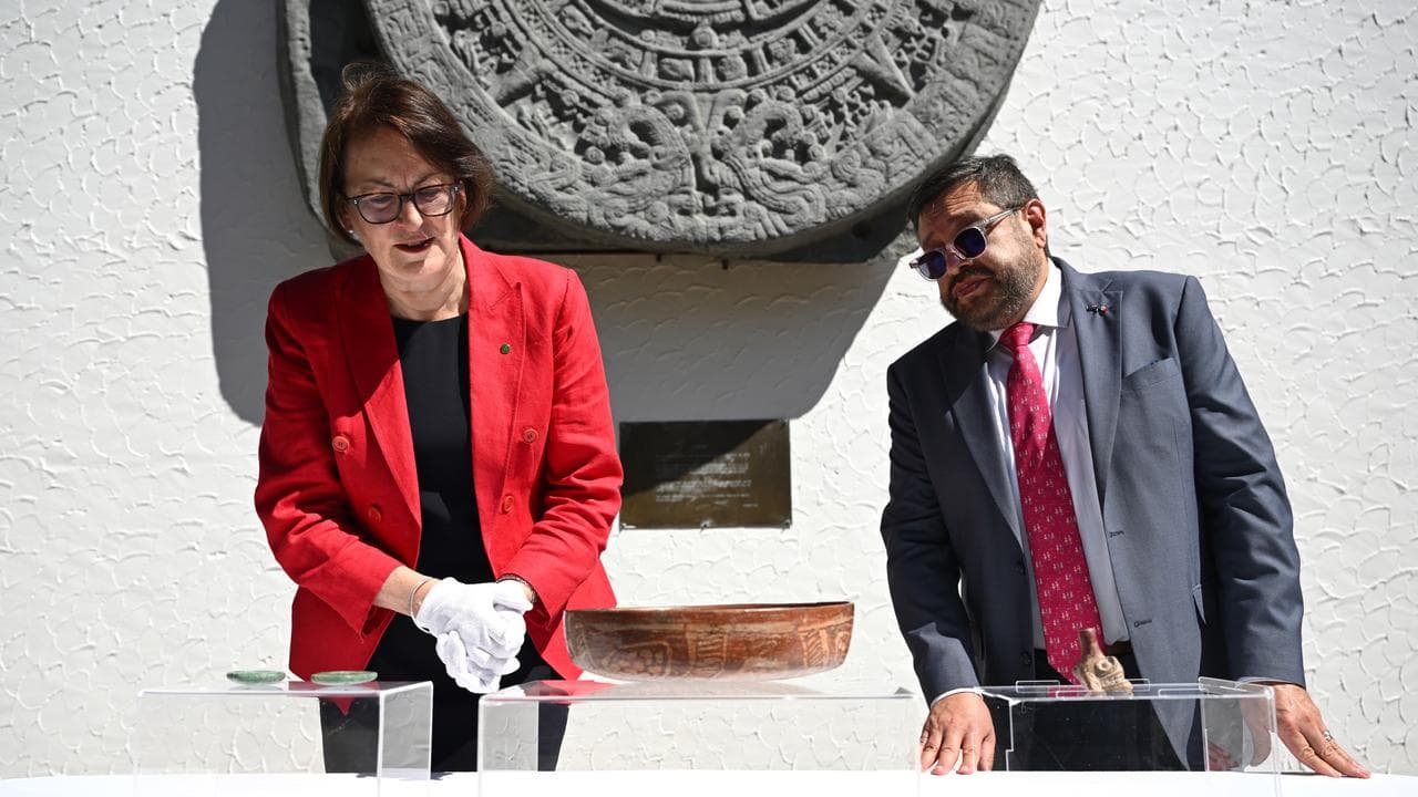 Susan Templeman and Ernesto Cespedes Oropeza