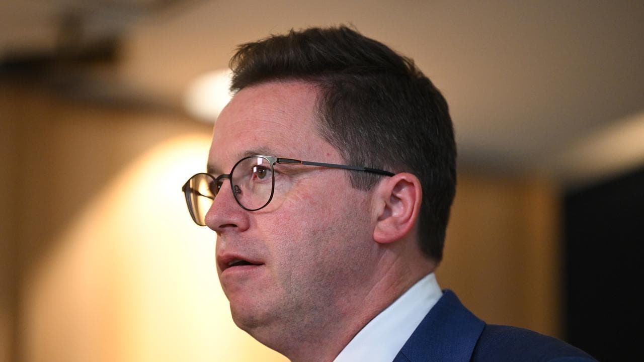 Carbines youth crime