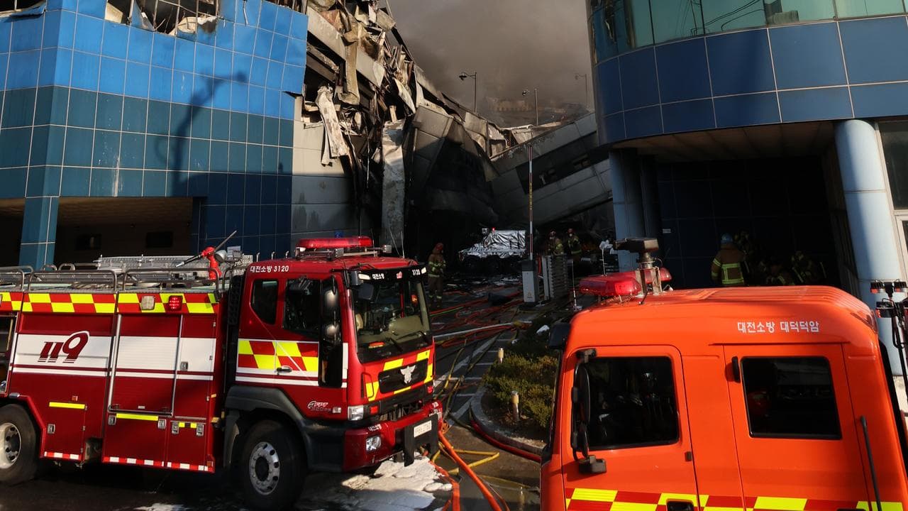 Fire at car parts plant in Daejeon