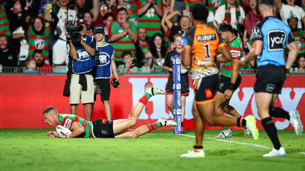 Jack Wighton's seventh-minute try