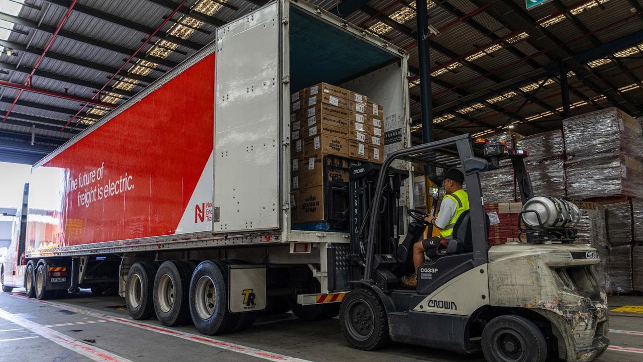 New Energy Transport's electric truck and trailer