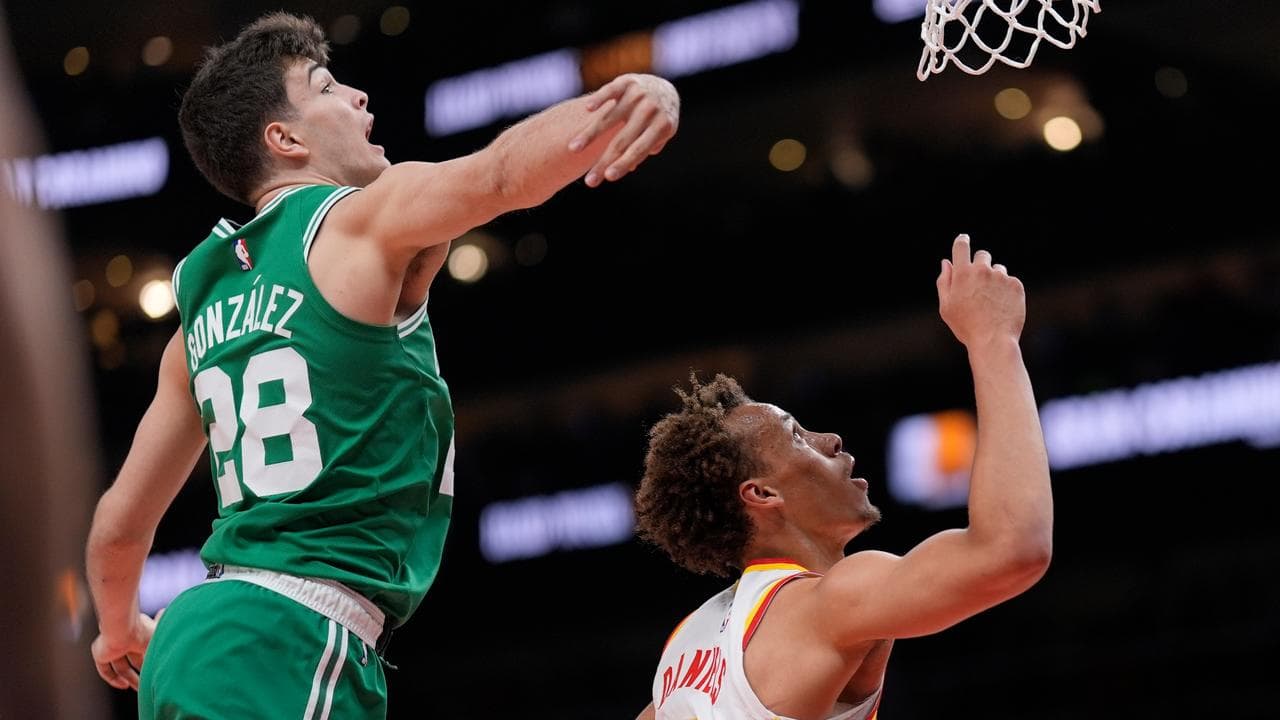 (L-R) Hugo Gonzalez and Dyson Daniels.