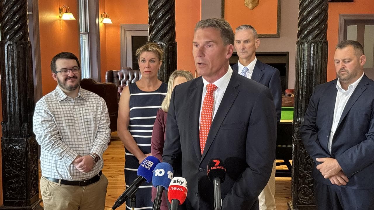 Cory Bernardi introduces the One Nation team