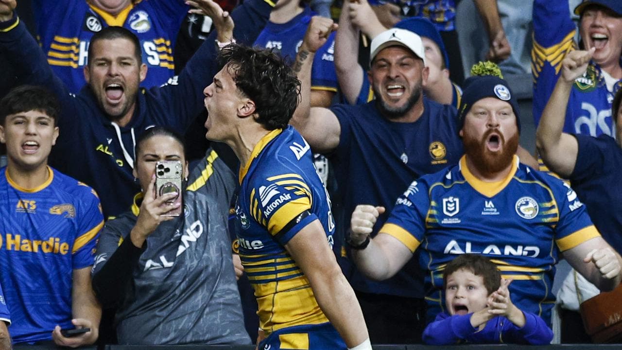 Apa Twidle of the Eels celebrates scoring his second try