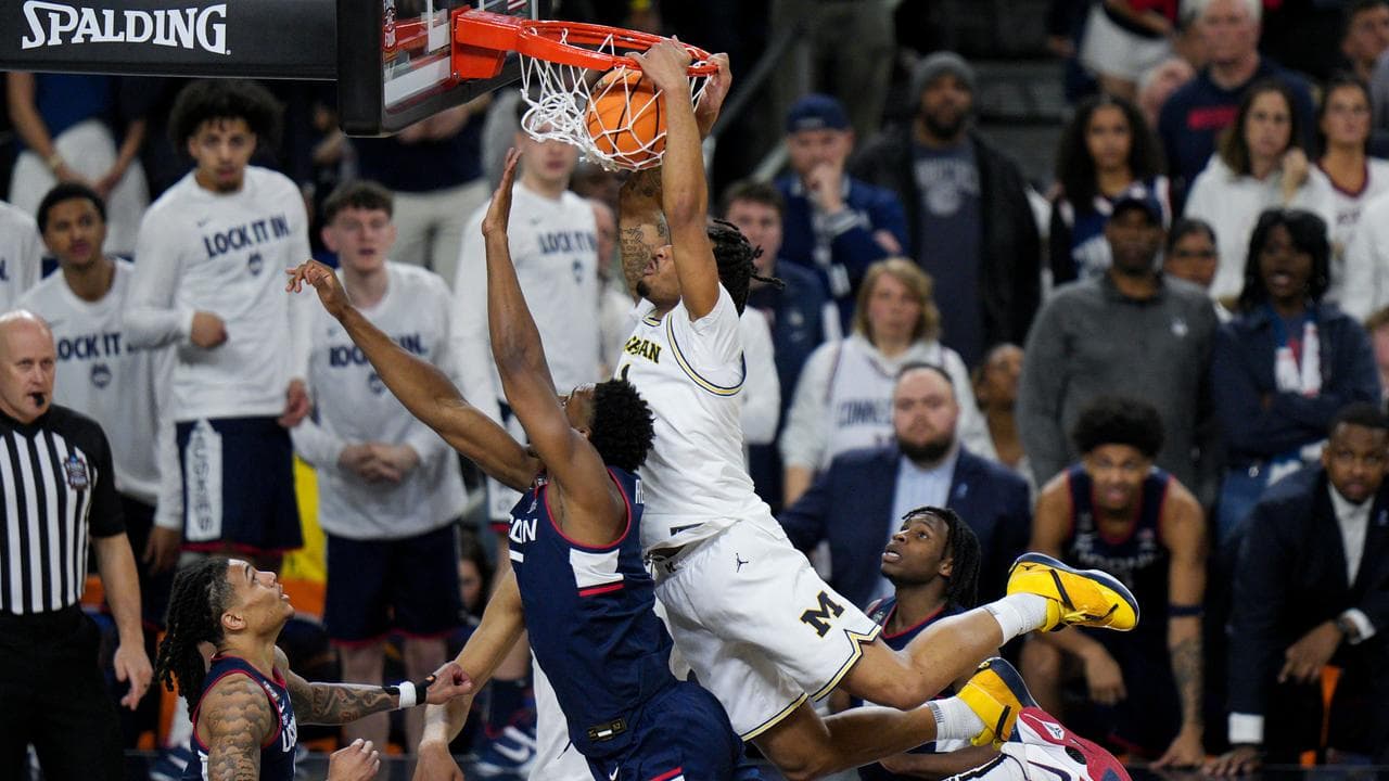 Michigan guard Roddy Gayle Jr