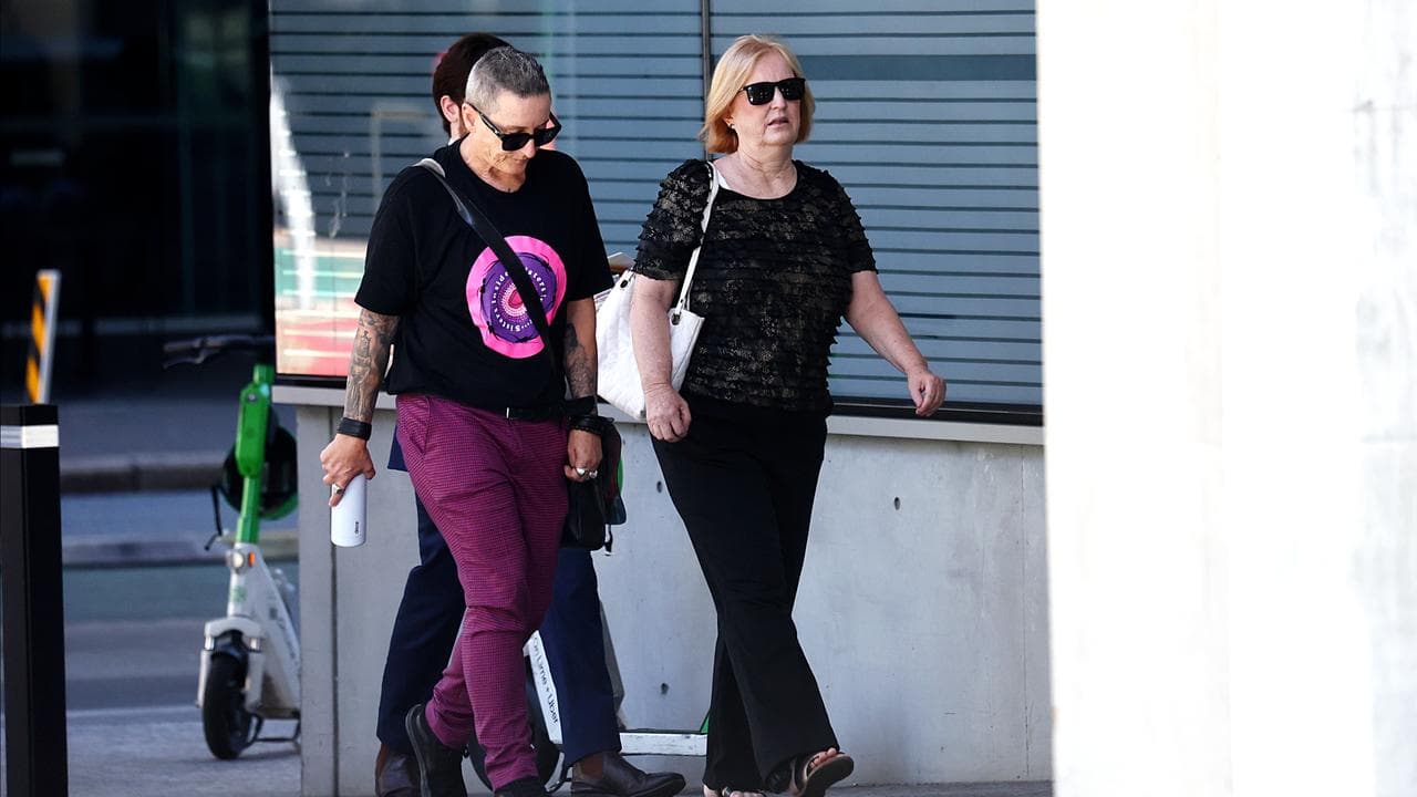 Maree Crabtree (right)