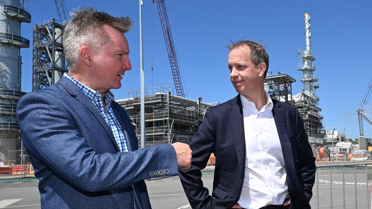 Chris Bowen at the Lytton oil refinery