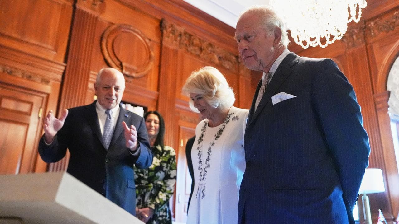 The Queen and King in the Ambassador's Library of the British Embassy