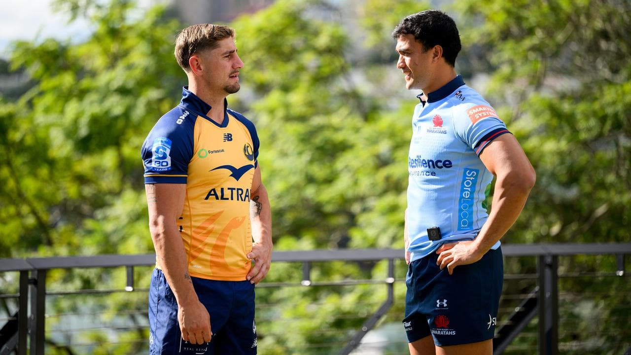 (L-R) Zac Lomax and Joseph-Aukuso Suaalii.