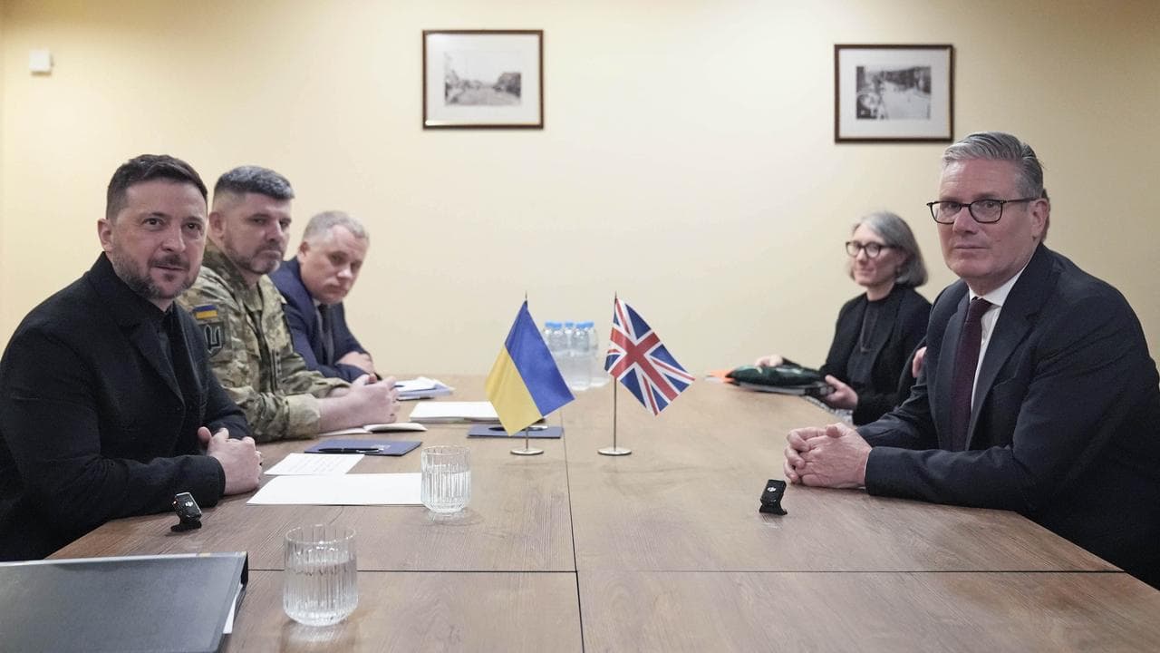 Keir Starmer and Volodymyr Zelenskiy