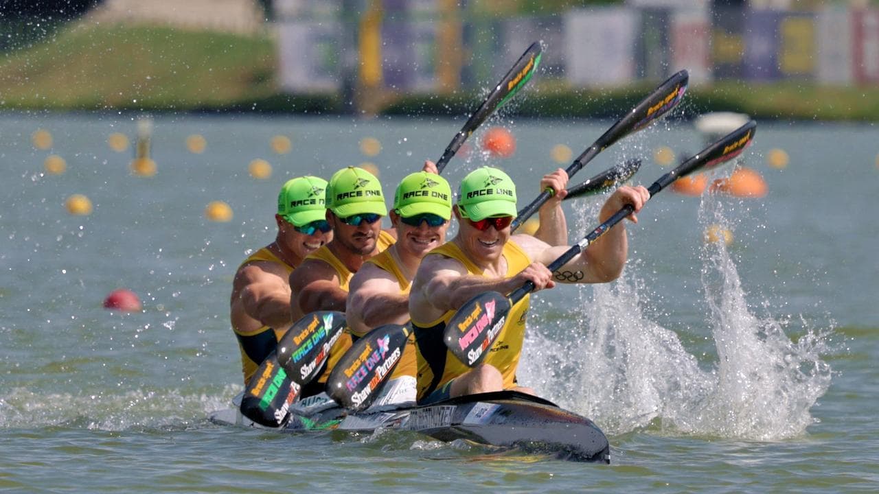 men's four kayak crew