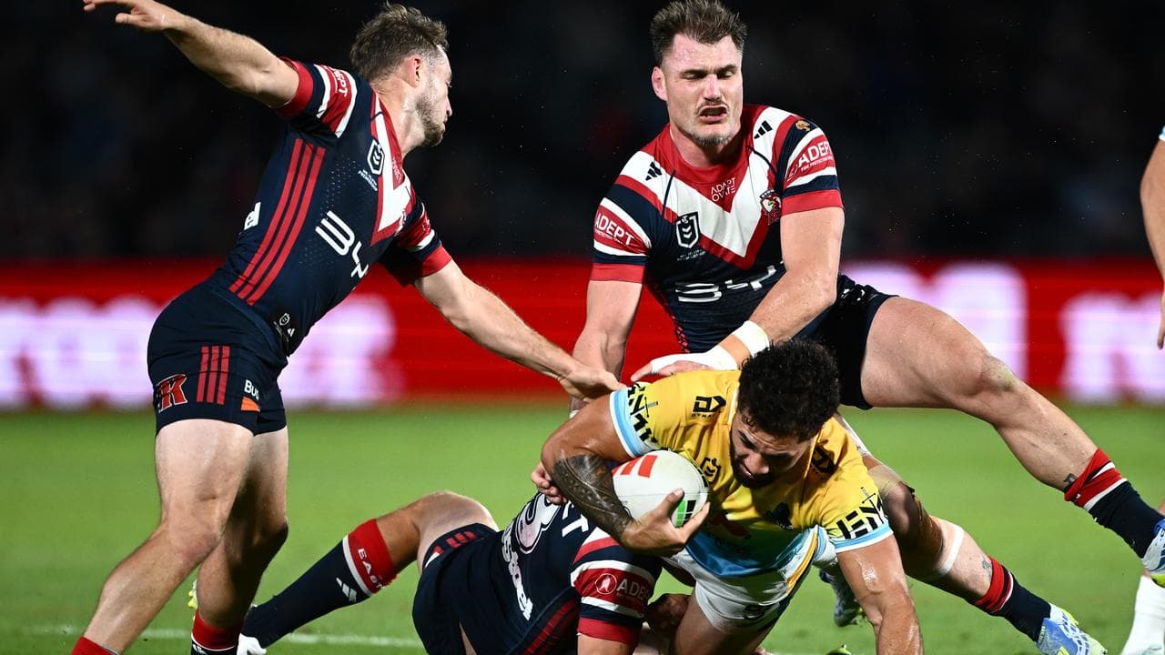 Angus Crichton (right).