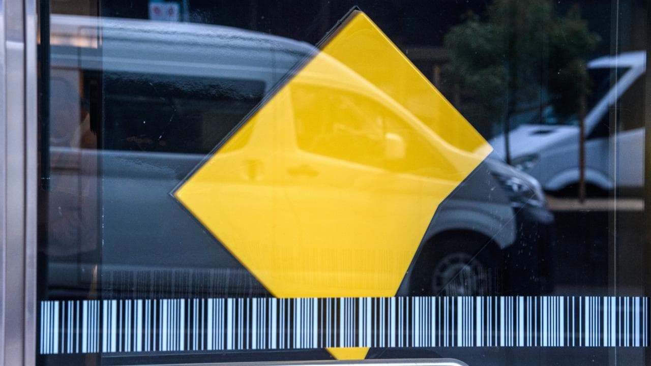 COMMONWEALTH BANK STOCK