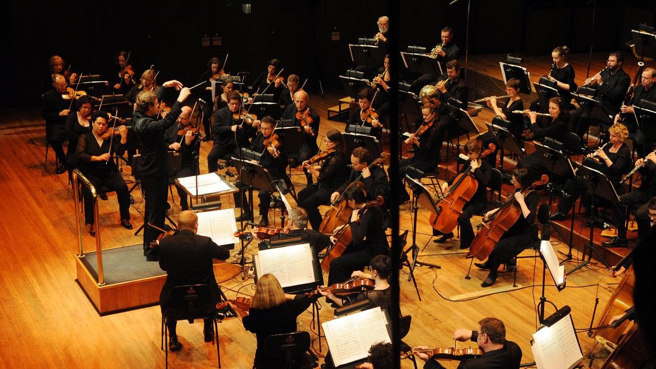 MSO performing in 2009 (file)