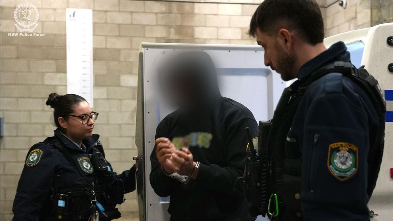 Online chats lead to teacher's child grooming charges