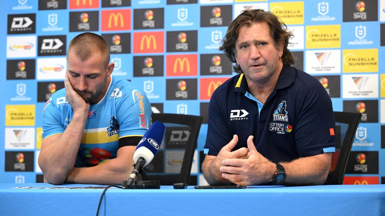 (L-R) Kieran Foran and Des Hasler.