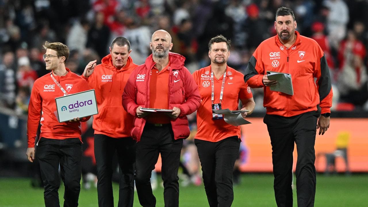 Sydney Swans coaches and officials.