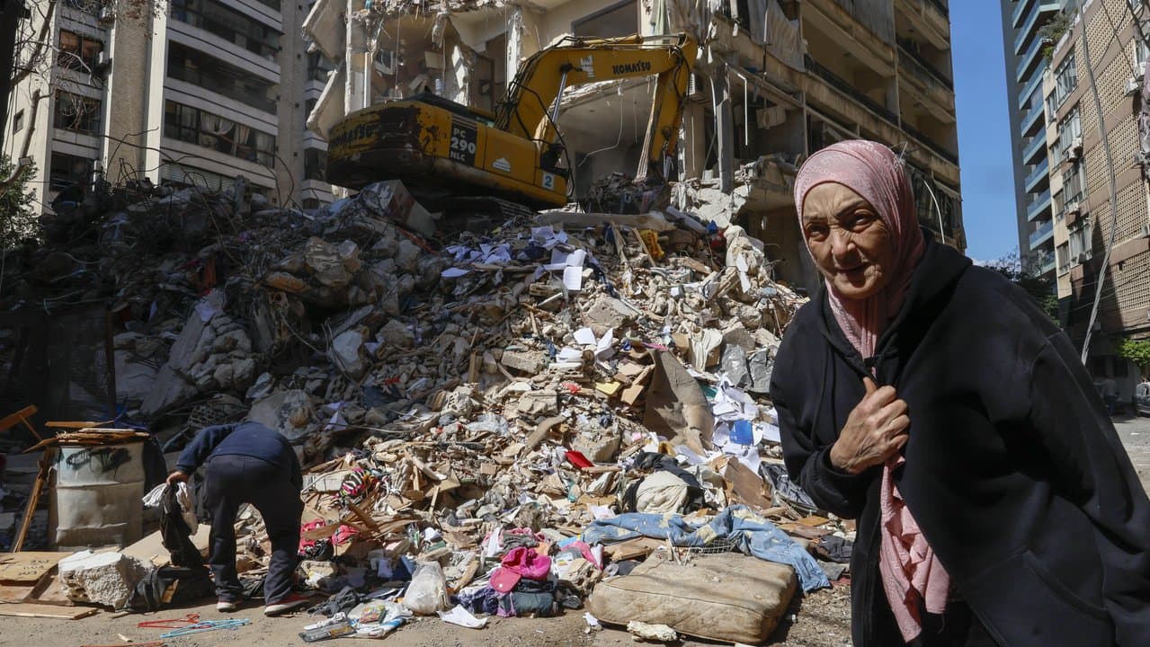 Israel launches wide-scale air attacks