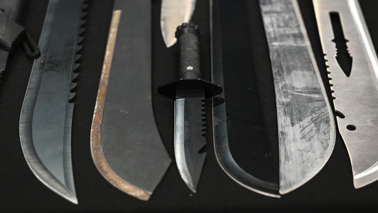 knives and machetes