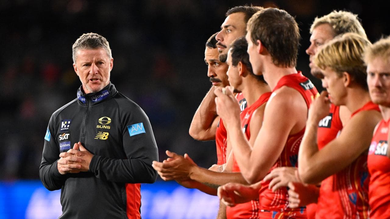 Suns coach Damien Hardwick