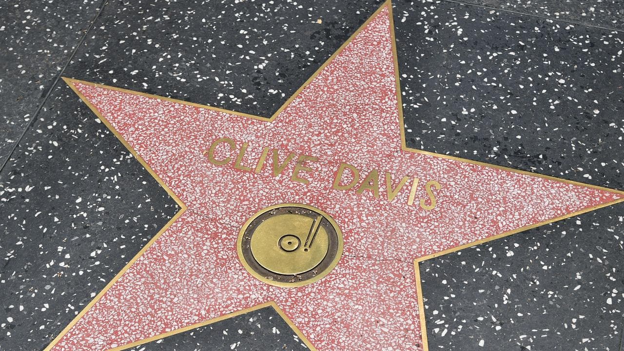 Clive Davis' star
