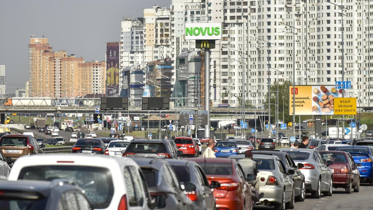 Fuel queues in Russia