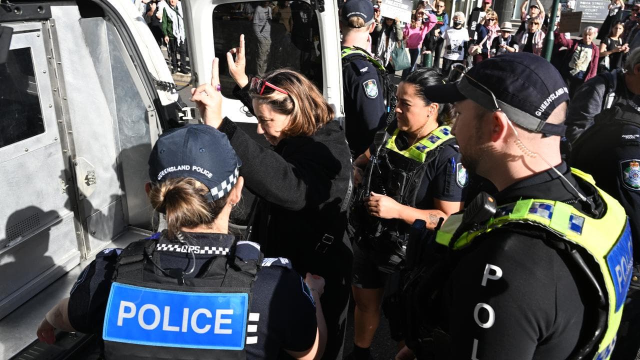 Activist Helen O’Sulivan (centre)