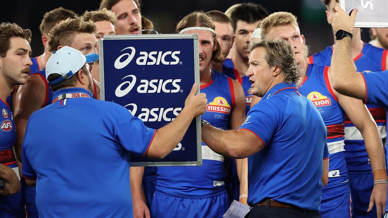 Bulldogs coach Luke Beveridge