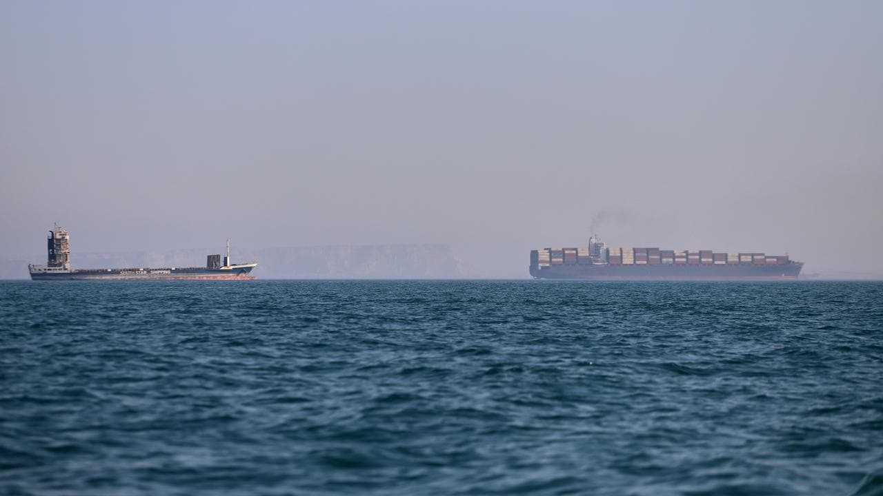 Shipping in the Strait of Hormuz